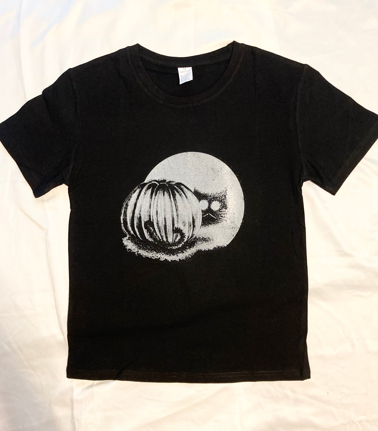 Woman black T-shirt - Hide and seek