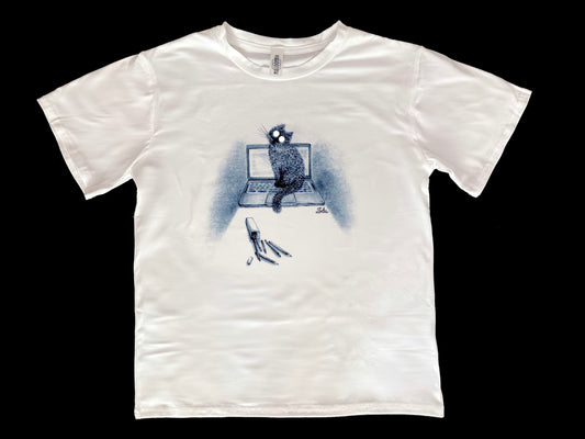 Woman T-shirt - Cat on the laptop